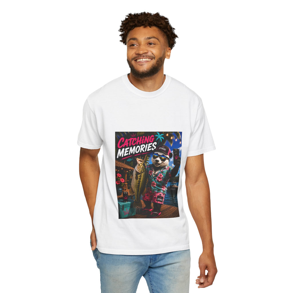 "Catching Memories"-T-Shirt-RIP the Panda Bear